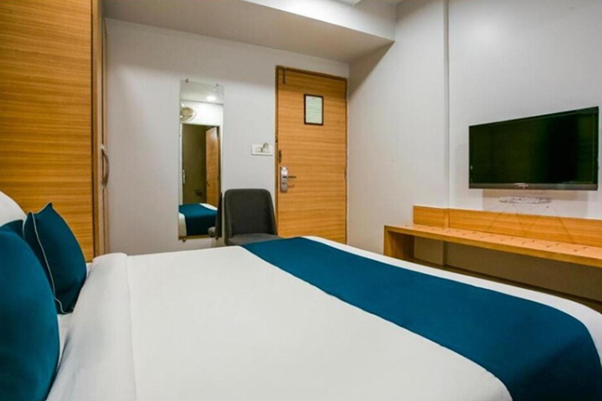 Hotel Concord Galaxy Bombay Extérieur photo