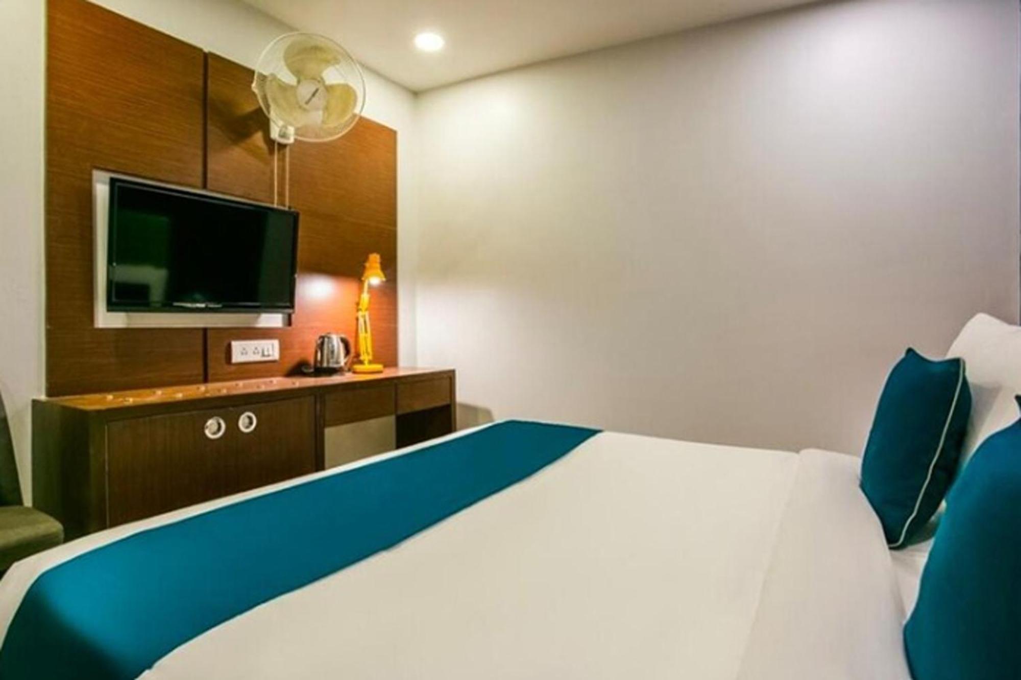 Hotel Concord Galaxy Bombay Extérieur photo