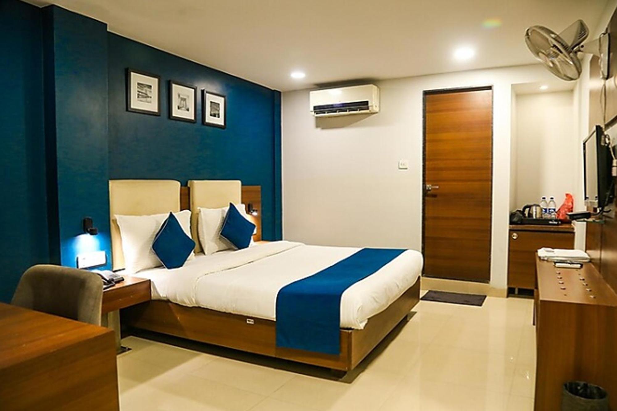 Hotel Concord Galaxy Bombay Extérieur photo