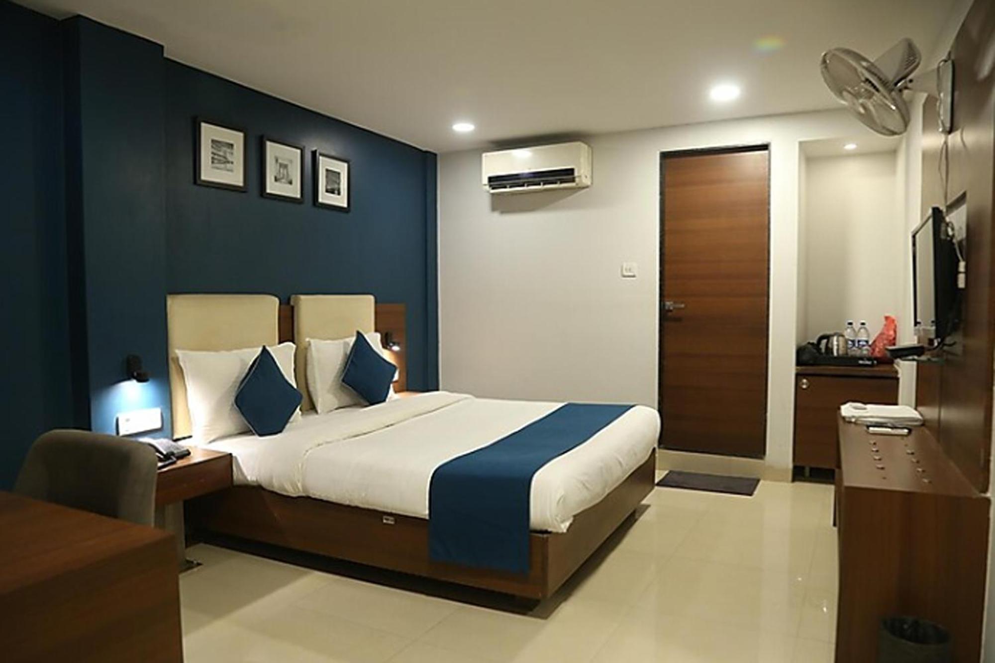 Hotel Concord Galaxy Bombay Extérieur photo