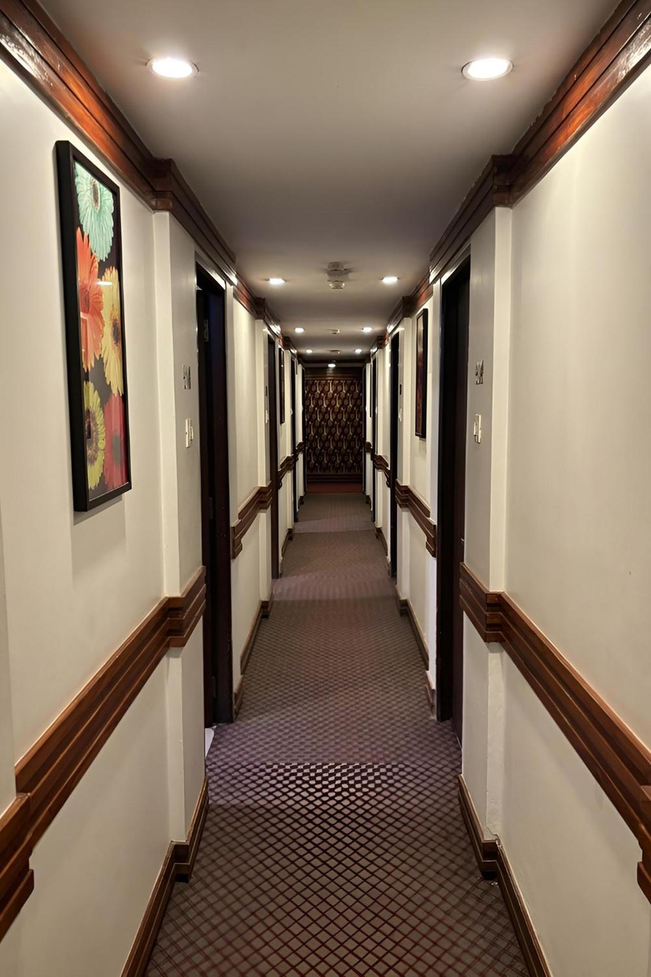 Hotel Concord Galaxy Bombay Extérieur photo